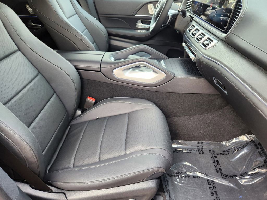 New 2025 Mercedes-Benz GLS 450 4MATIC image 19