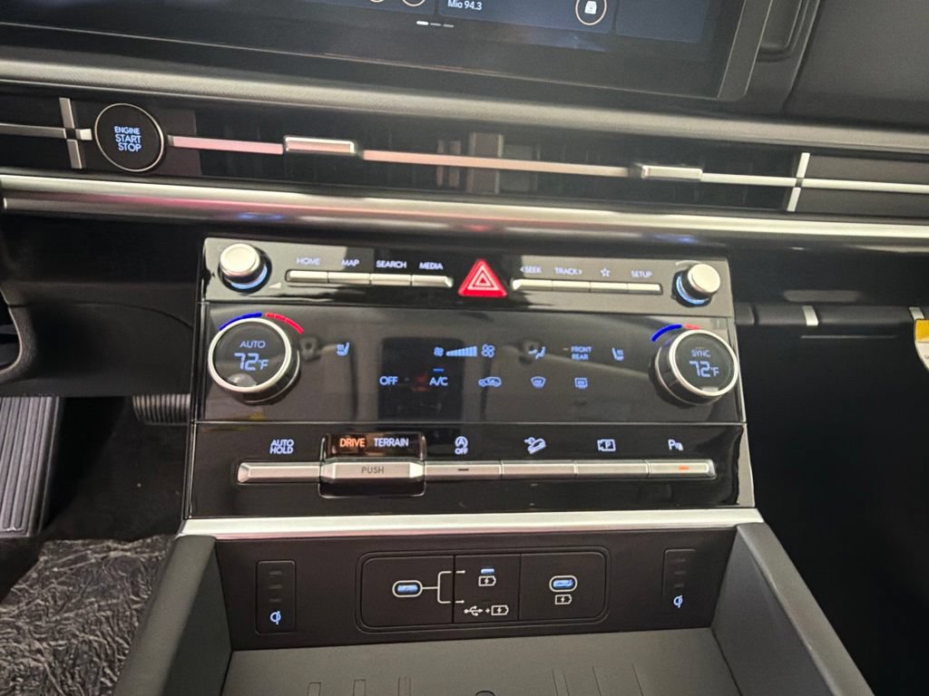 New 2026 Hyundai Santa Fe XRT w/ Tow & Go Package AWD/4WD image 18