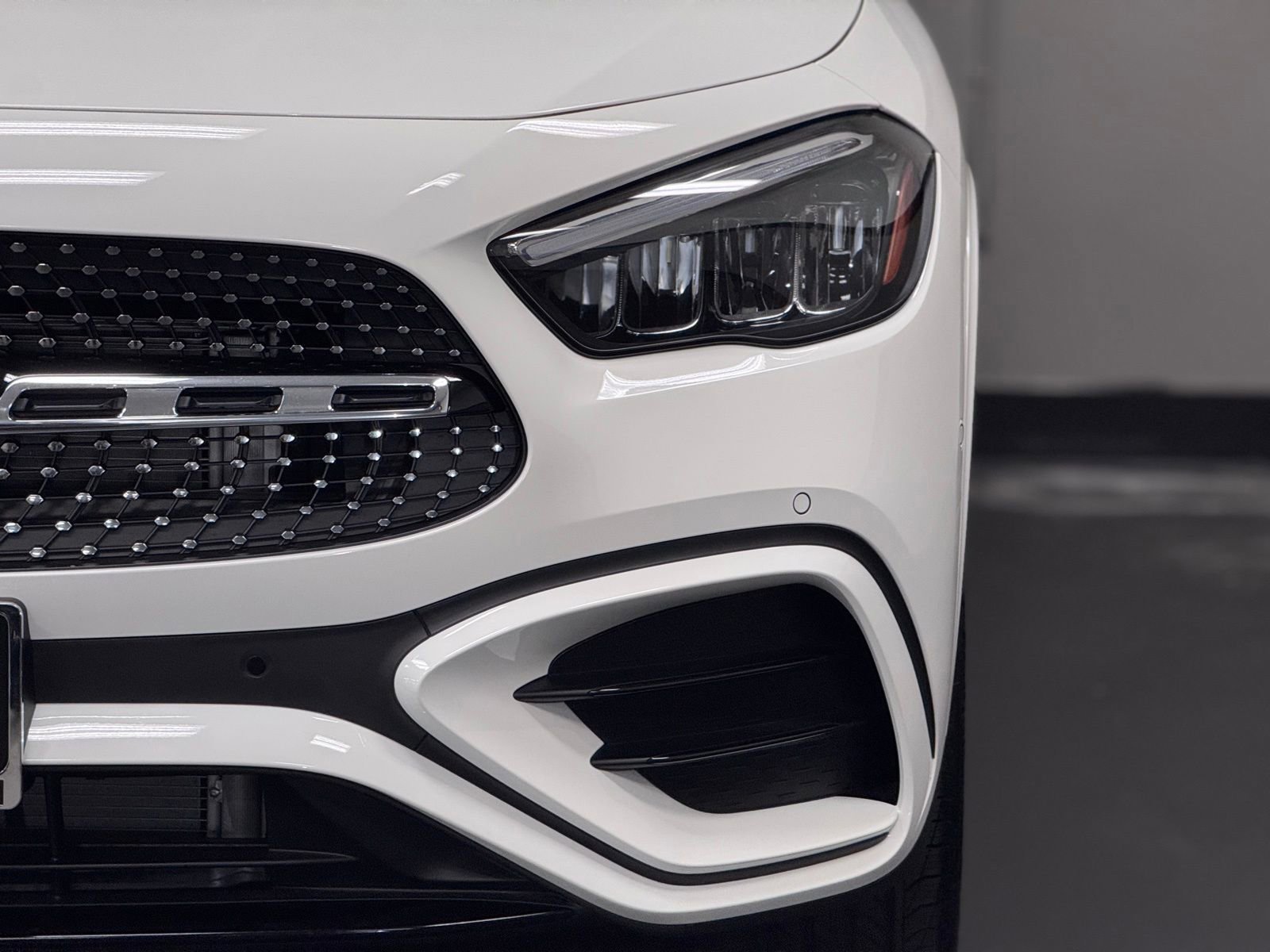 Used 2025 Mercedes-Benz GLA 250 image 8