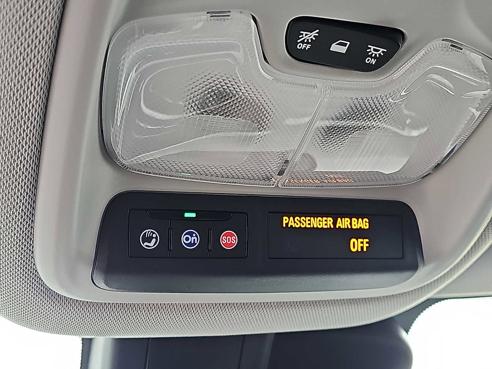 Used 2025 Chevrolet TrailBlazer LT AWD/4WD image 25