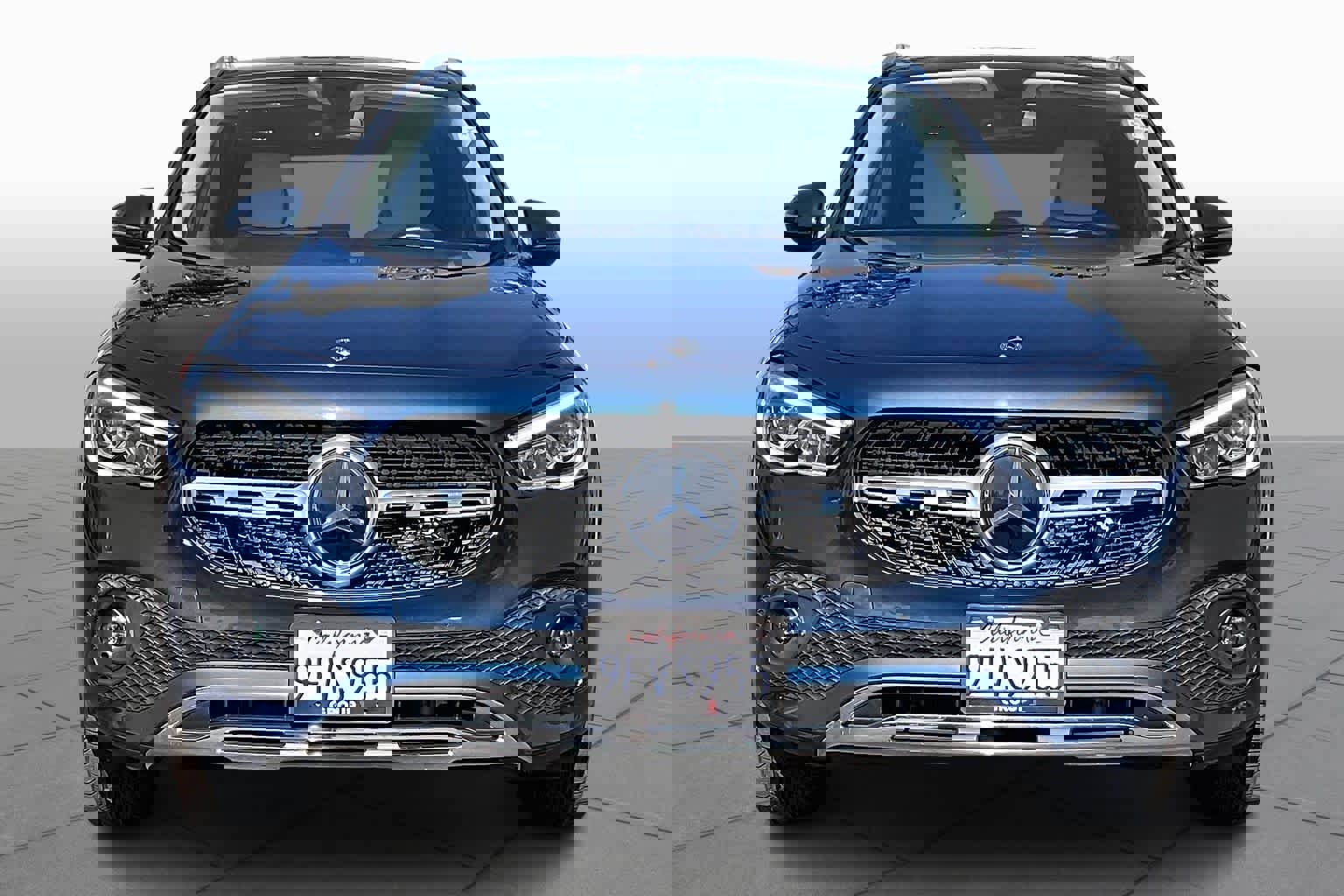 Used 2023 Mercedes-Benz GLA 250 4MATIC image 3