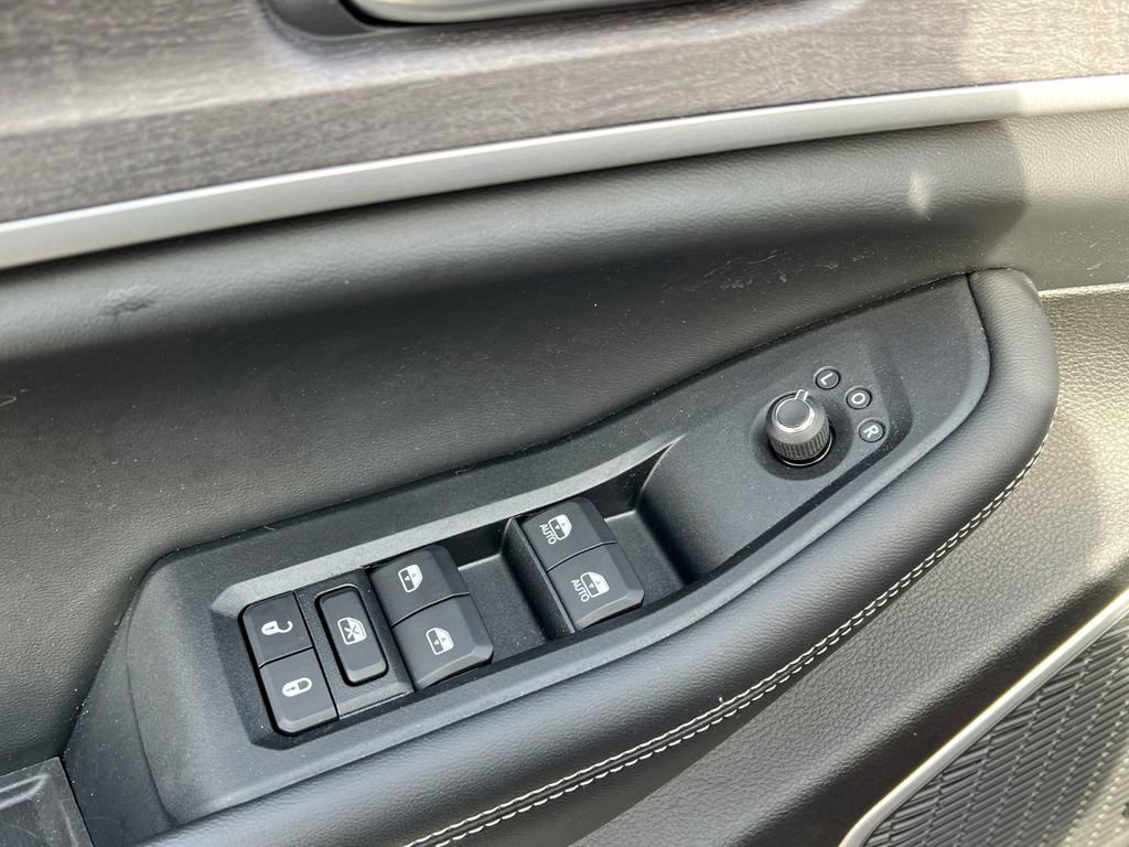 Used 2022 Jeep Grand Cherokee Limited 4xe image 15