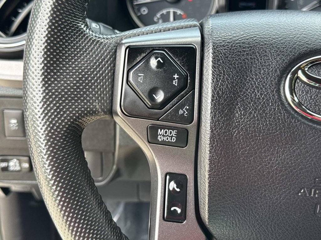 Used 2021 Toyota Tacoma TRD Off-Road w/ TRD Premium Off Road Package AWD/4WD image 44