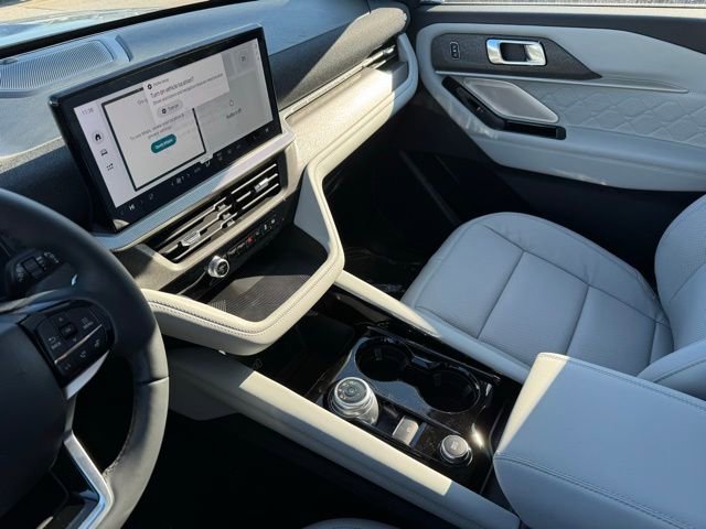 New 2026 Ford Explorer Platinum w/ LUX Leather Package AWD/4WD image 15