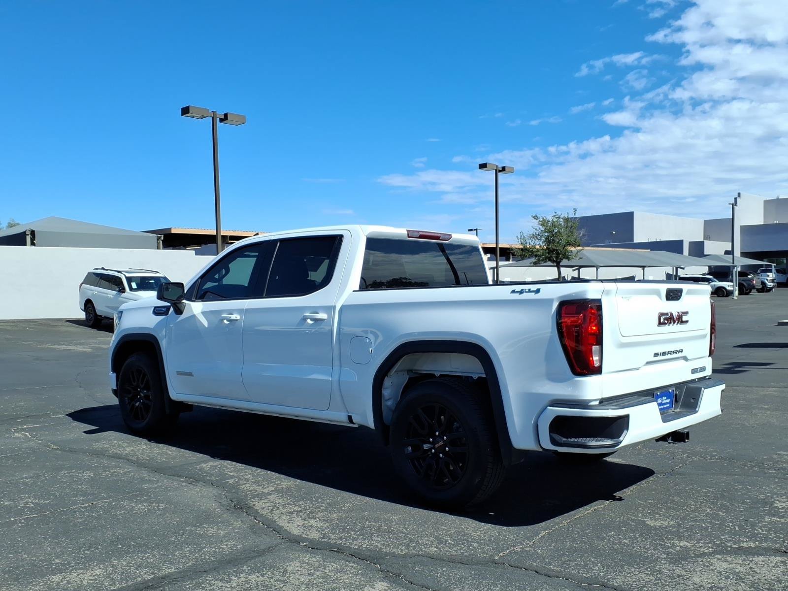 Used 2022 GMC Sierra 1500 Elevation w/ Max Trailering Package AWD/4WD image 3