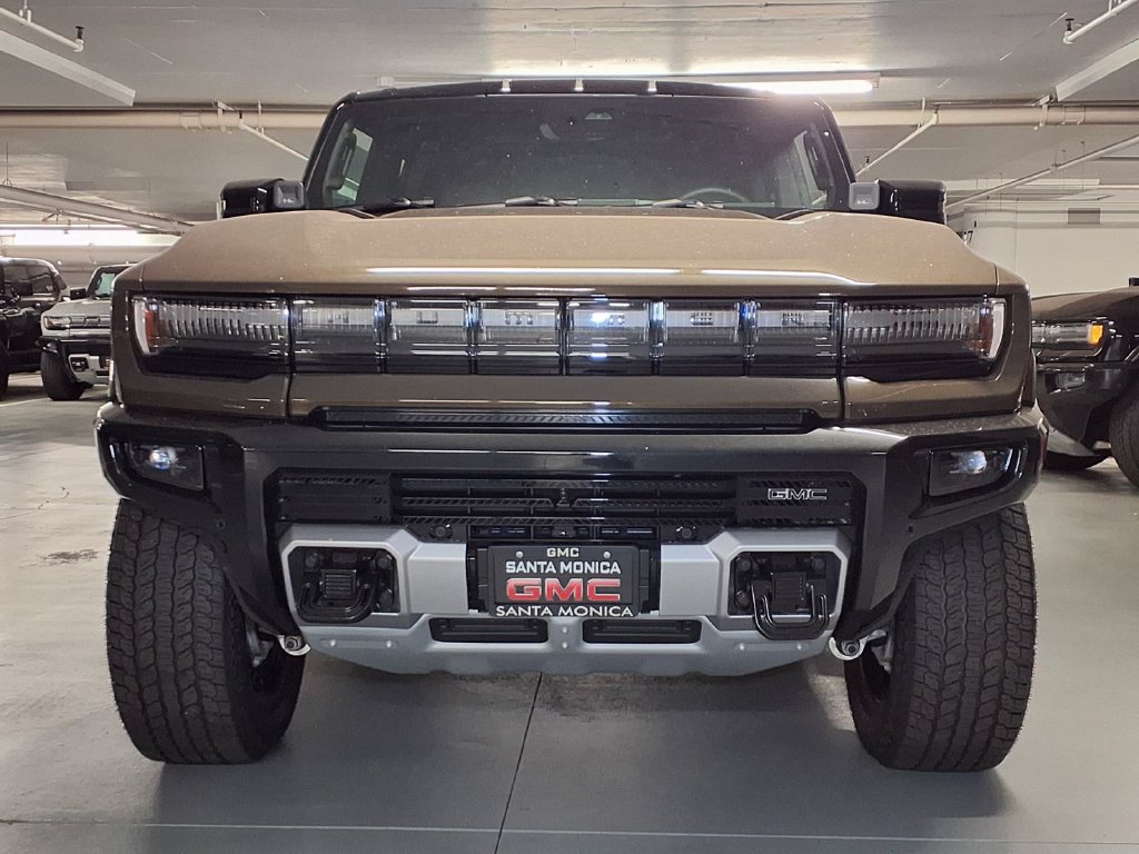 New 2026 GMC Hummer EV SUV w/ LPO, Illumination Package AWD/4WD image 2