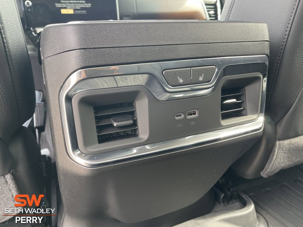 New 2025 GMC Sierra 2500 Denali w/ Denali Reserve Package image 23