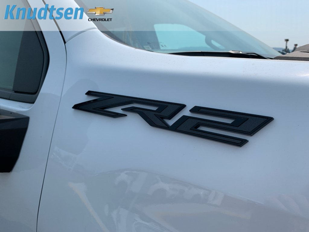 New 2026 Chevrolet Silverado 2500 ZR2 w/ LPO, Dark Essentials Package AWD/4WD image 12