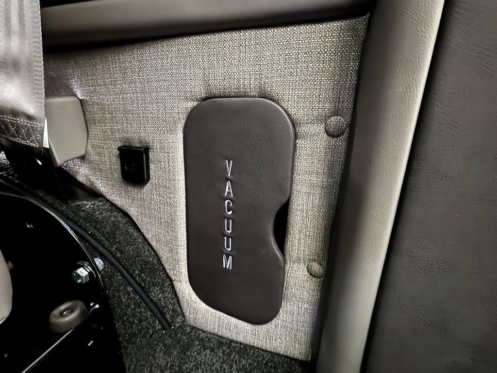 New 2025 GMC Savana 2500 Extended w/ Driver Convenience Package image 20