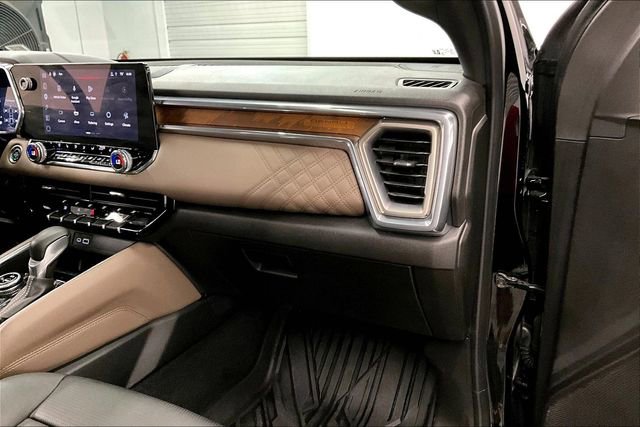 Used 2024 GMC Canyon Denali AWD/4WD image 19