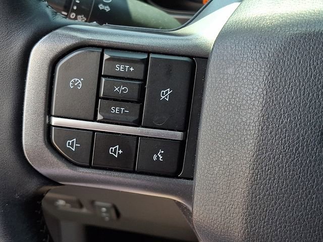 Used 2024 Ford F250 Lariat w/ Sport Appearance Package AWD/4WD image 17