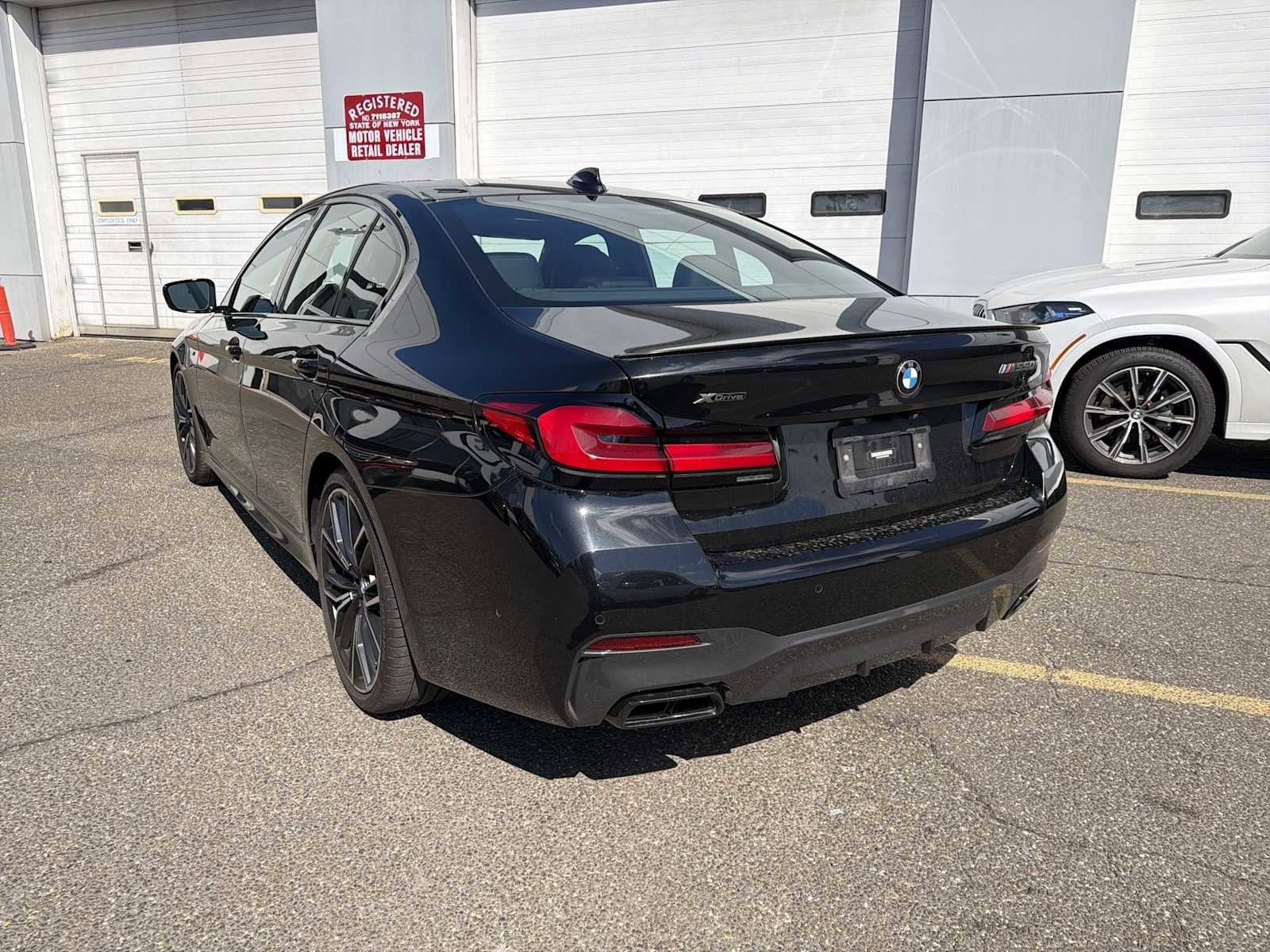 Certified 2023 BMW M550i xDrive w/ Executive Package image 5