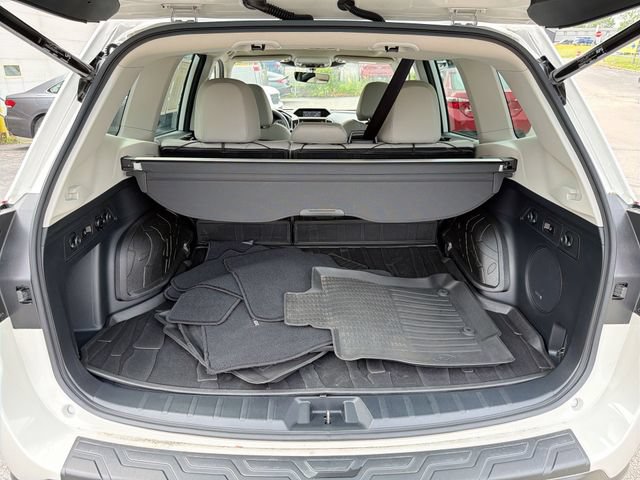Used 2023 Subaru Forester Limited AWD/4WD image 23