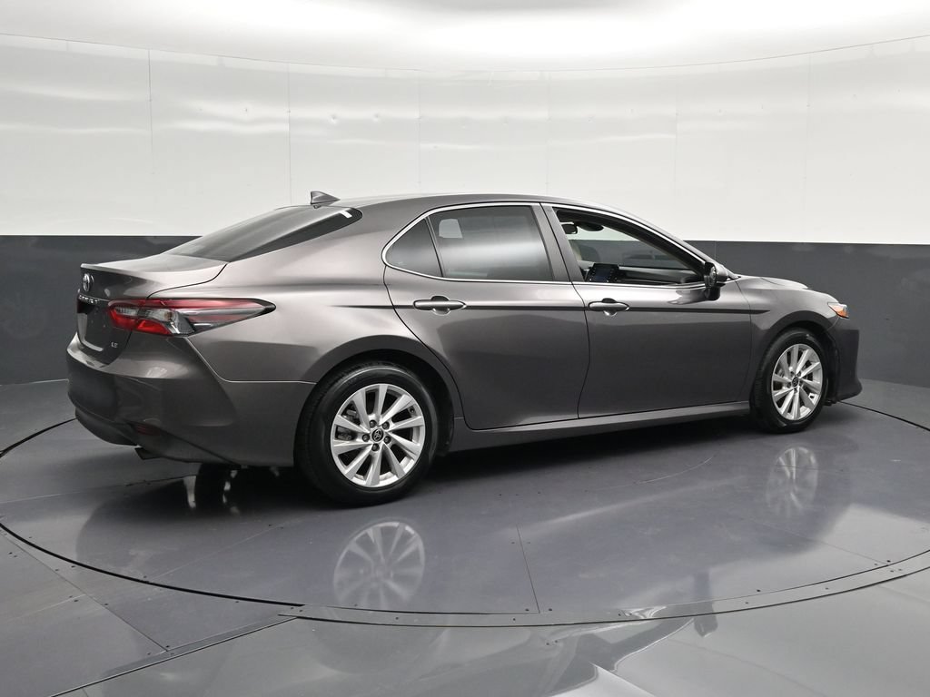 Used 2023 Toyota Camry LE FWD image 3