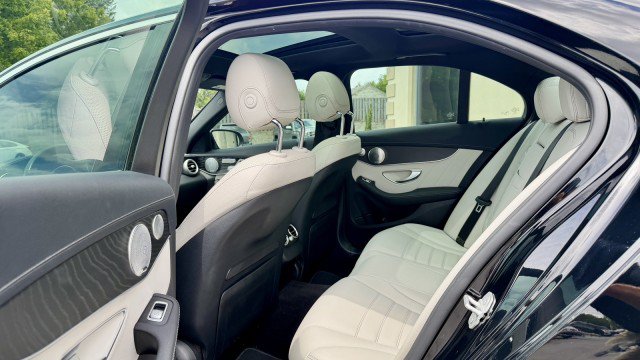 Used 2016 Mercedes-Benz C 300 4MATIC Sedan image 8