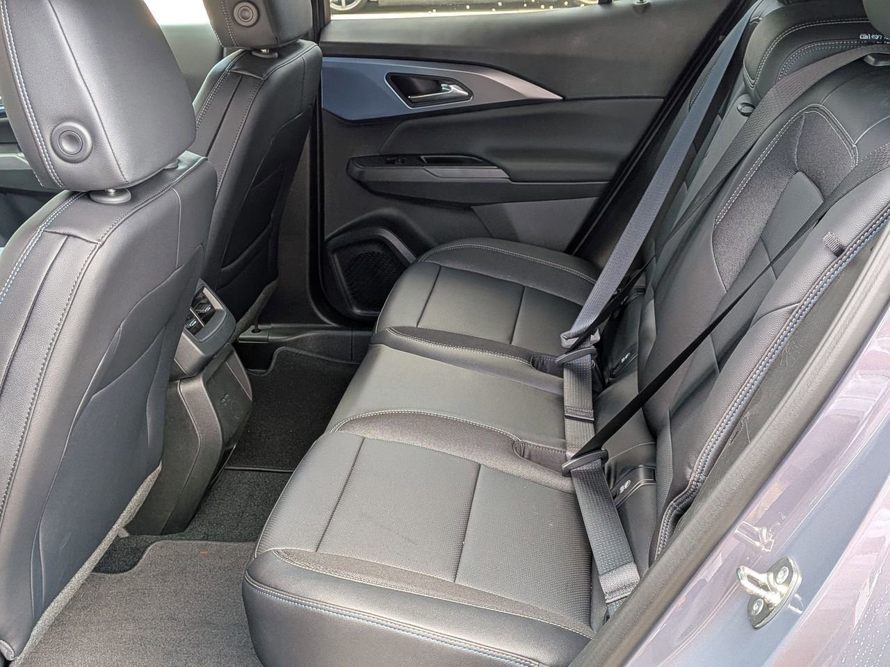 New 2026 Chevrolet Equinox EV LT image 21