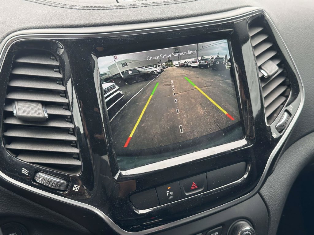 Used 2020 Jeep Cherokee Limited AWD/4WD image 25