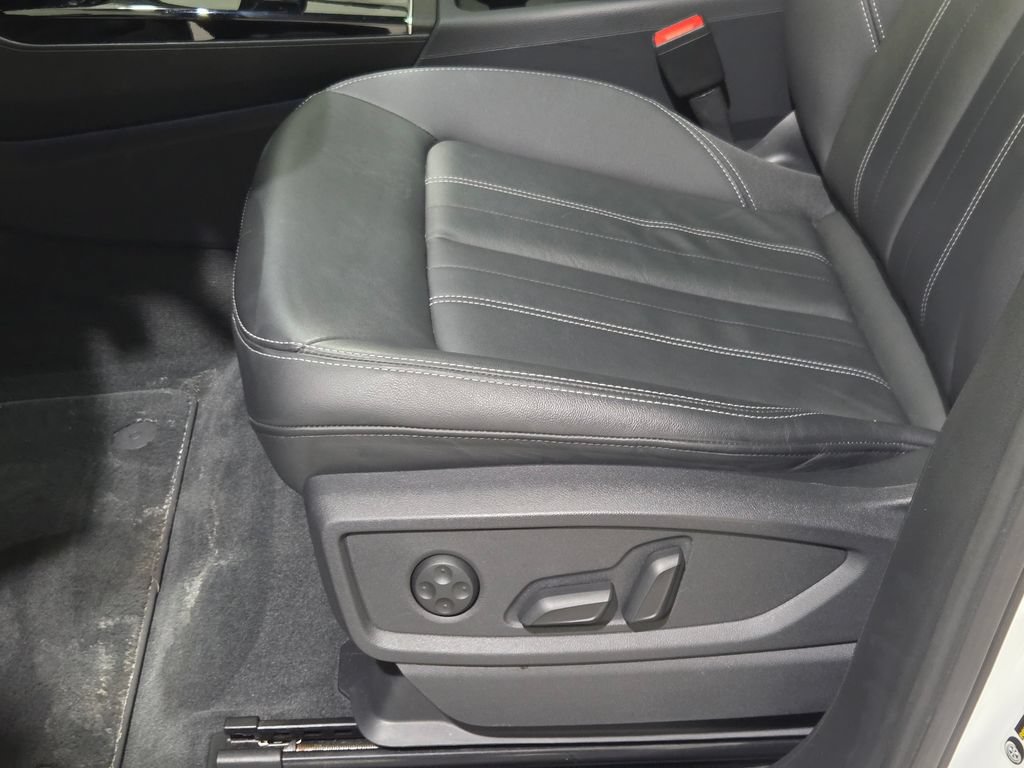 Used 2023 Audi Q5 2.0T Premium w/ Convenience Package AWD/4WD image 13