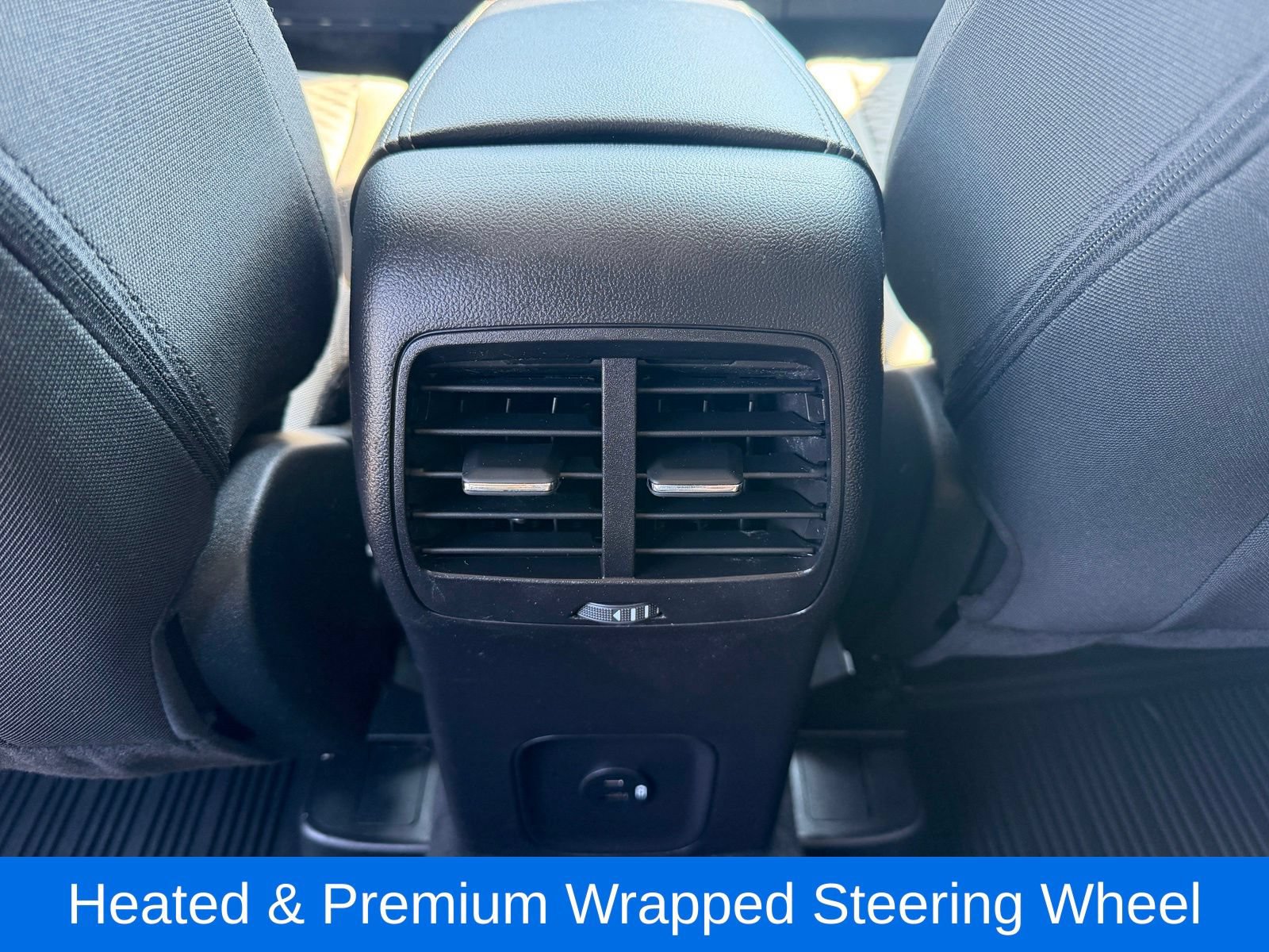 Used 2022 Ford Escape SE AWD/4WD image 29