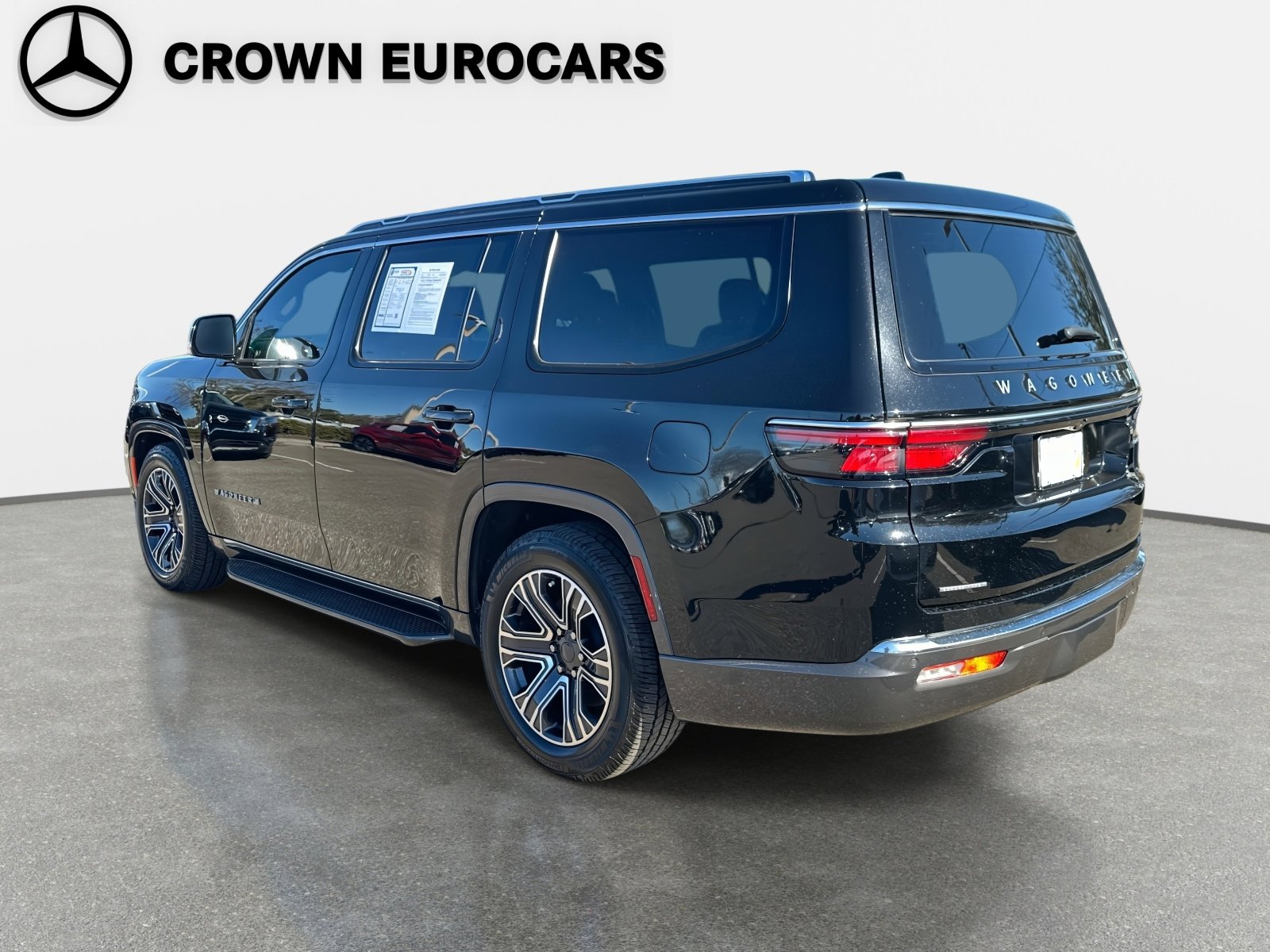 Used 2022 Jeep Wagoneer Series III w/ Flexible Seating Group image 5