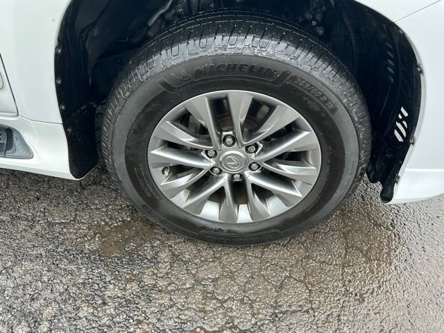 Used 2016 Lexus GX 460 Luxury w/ Preferred Accessory Package image 14