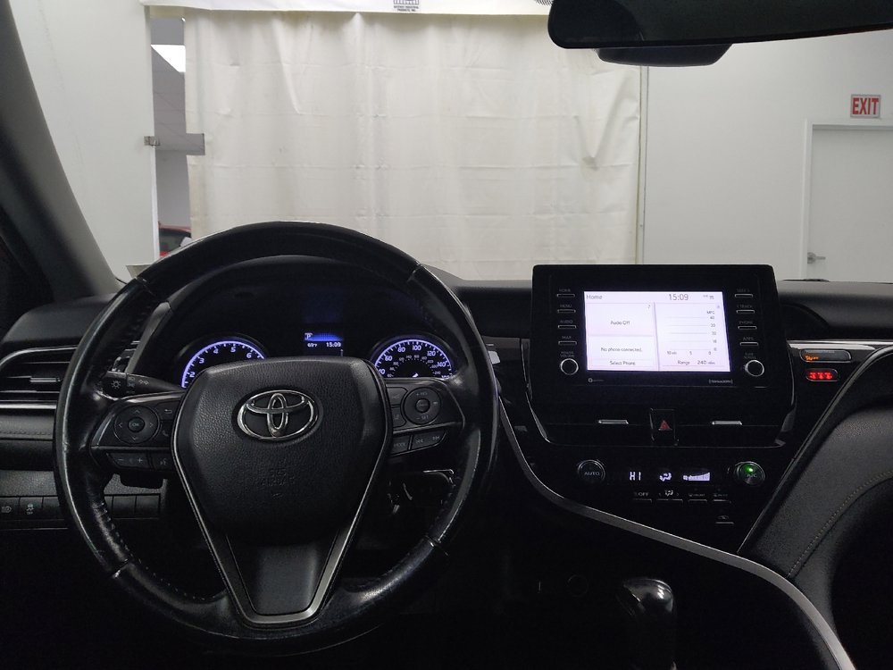 Used 2021 Toyota Camry SE image 27