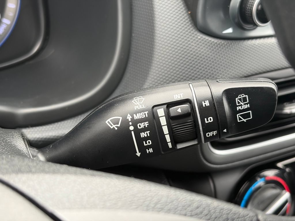 Used 2022 Hyundai Kona SE AWD/4WD image 23