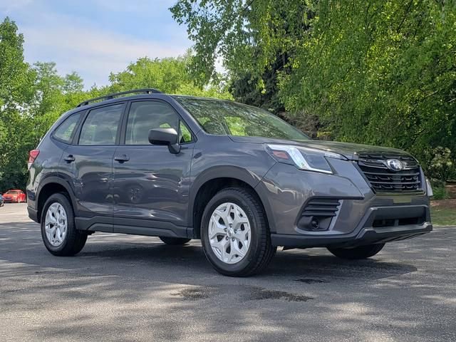 Used 2023 Subaru Forester AWD/4WD image 1