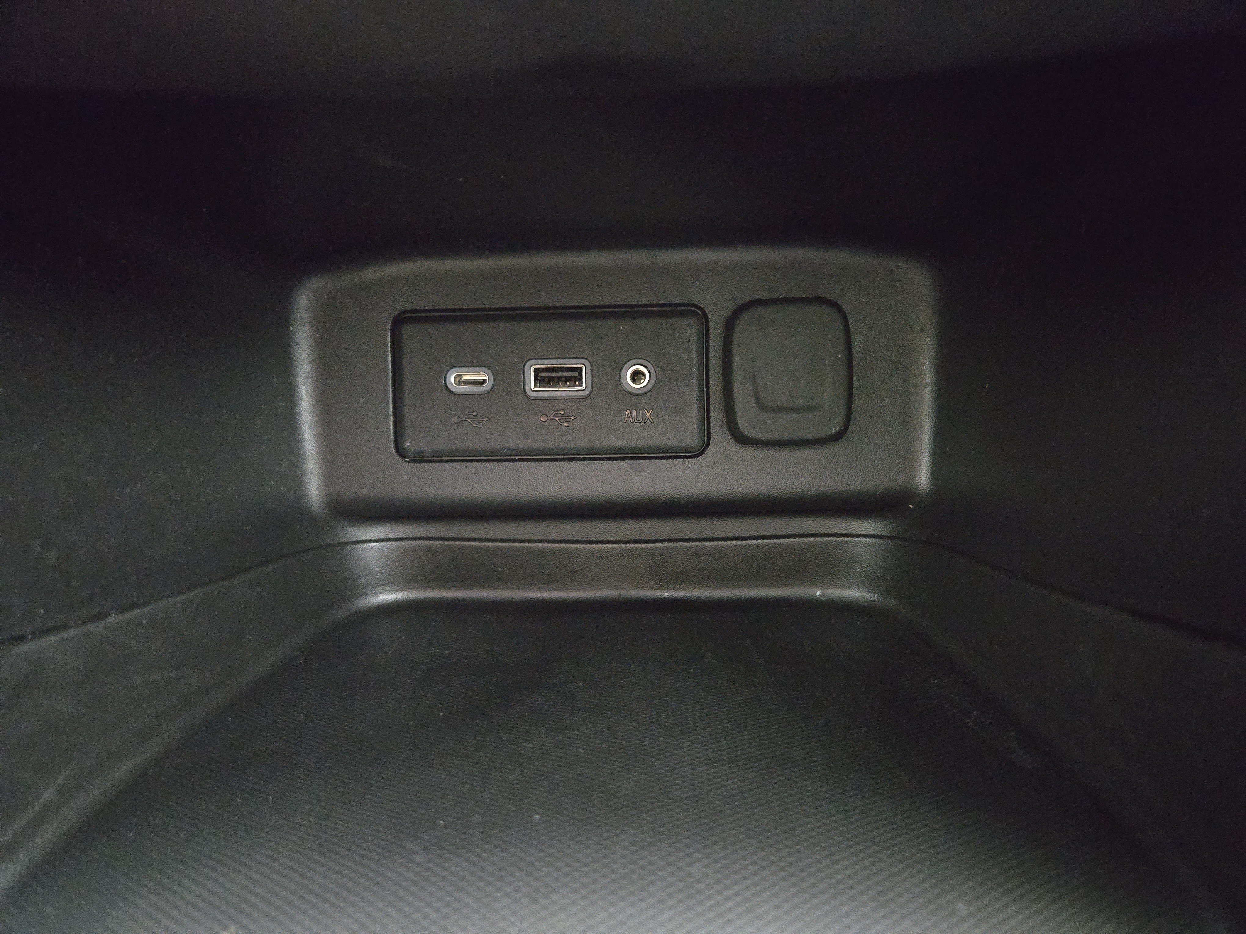 Certified 2024 Chevrolet Equinox LT FWD image 27