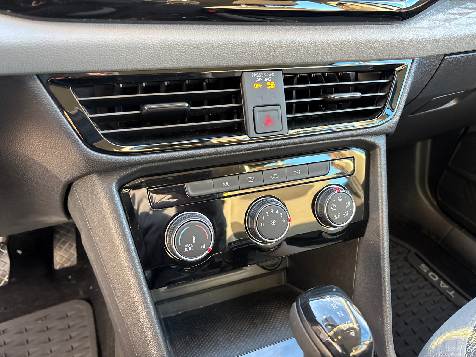 Used 2023 Volkswagen Taos S image 21