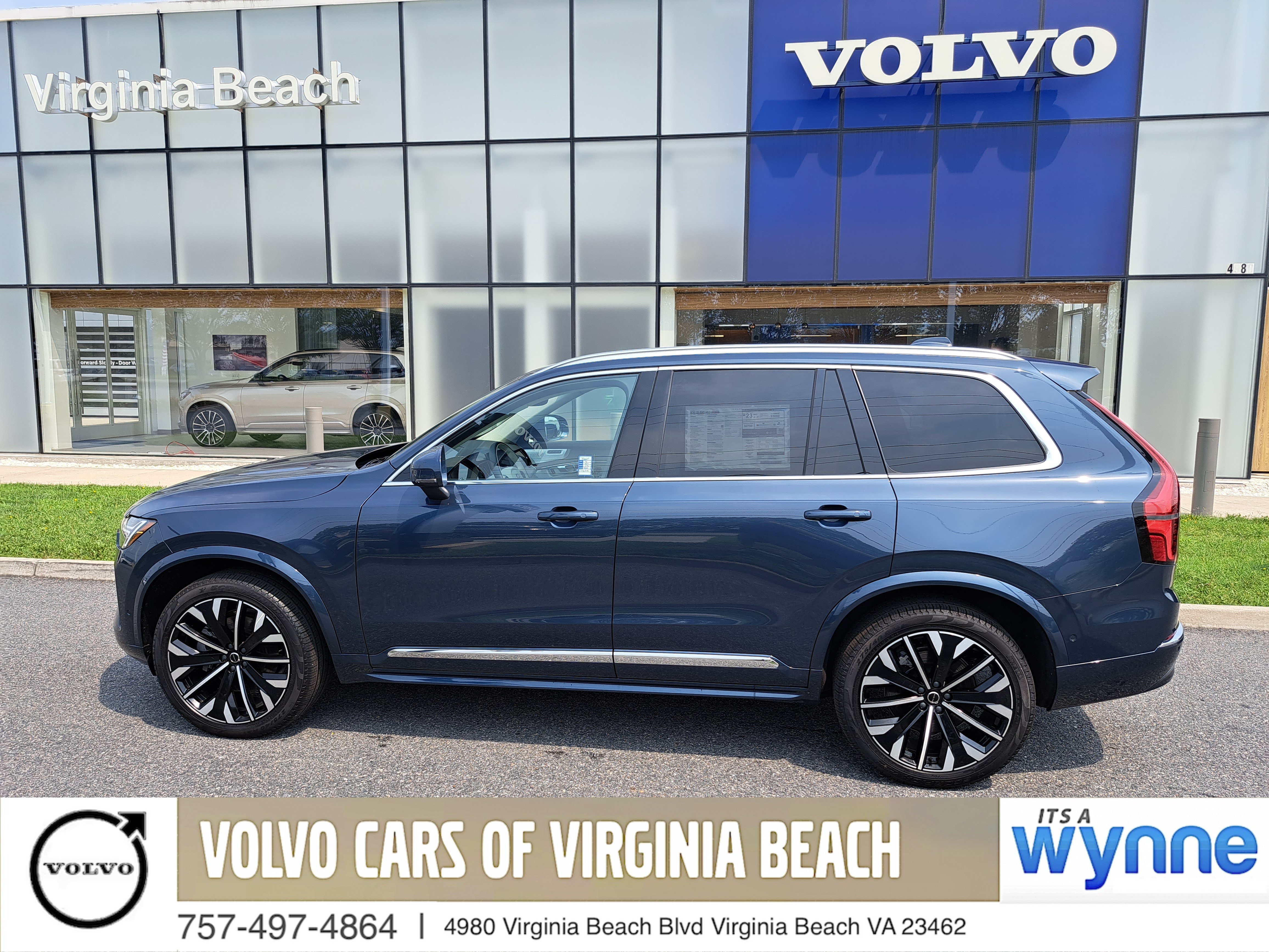 New 2026 Volvo XC90 B6 Ultra w/ Lounge Package