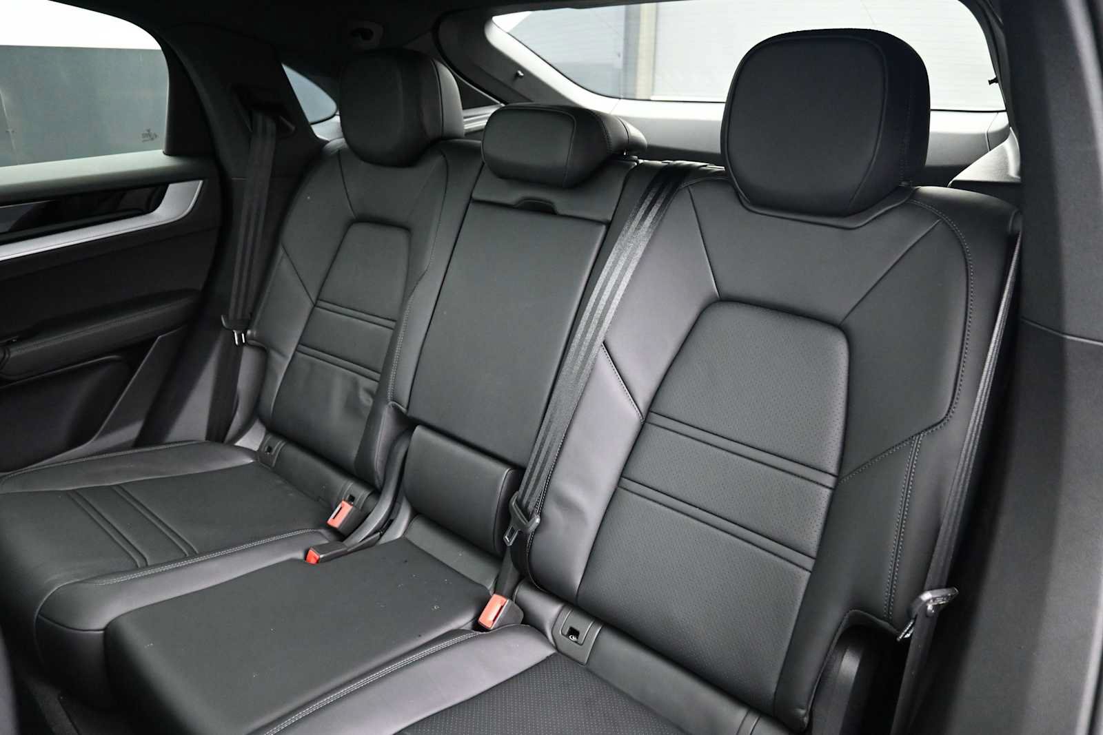 Certified 2026 Porsche Cayenne Coupe AWD/4WD image 19