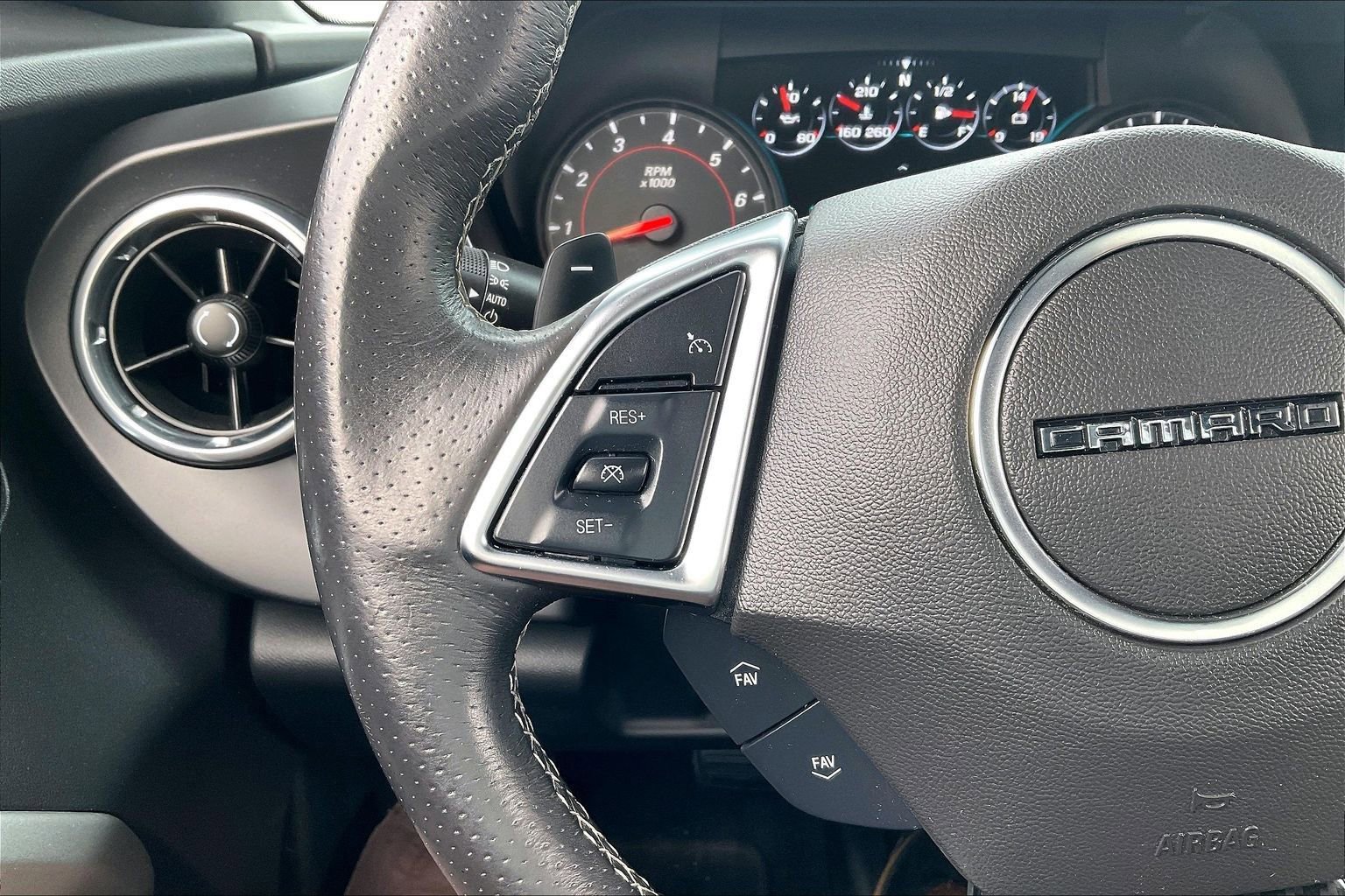 Used 2018 Chevrolet Camaro SS image 18