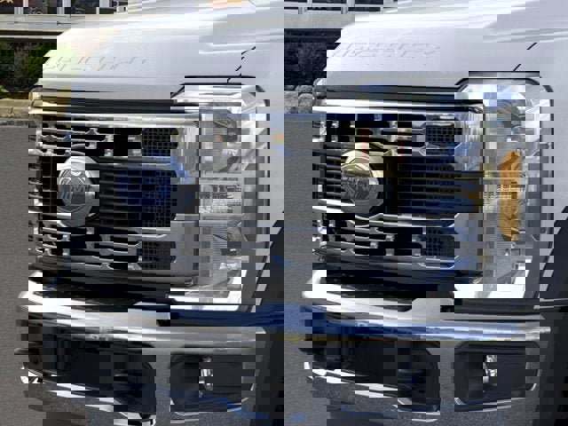 New 2026 Ford F550 4x4 Crew Cab image 42