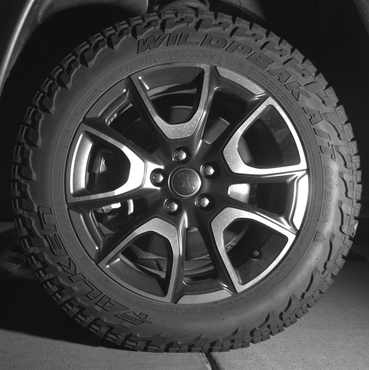 Used 2025 Jeep Compass Trailhawk image 12