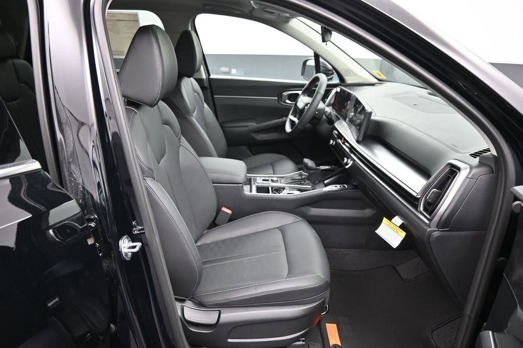 New 2026 Kia Sorento S w/ S Panoramic Sunroof Package FWD image 26