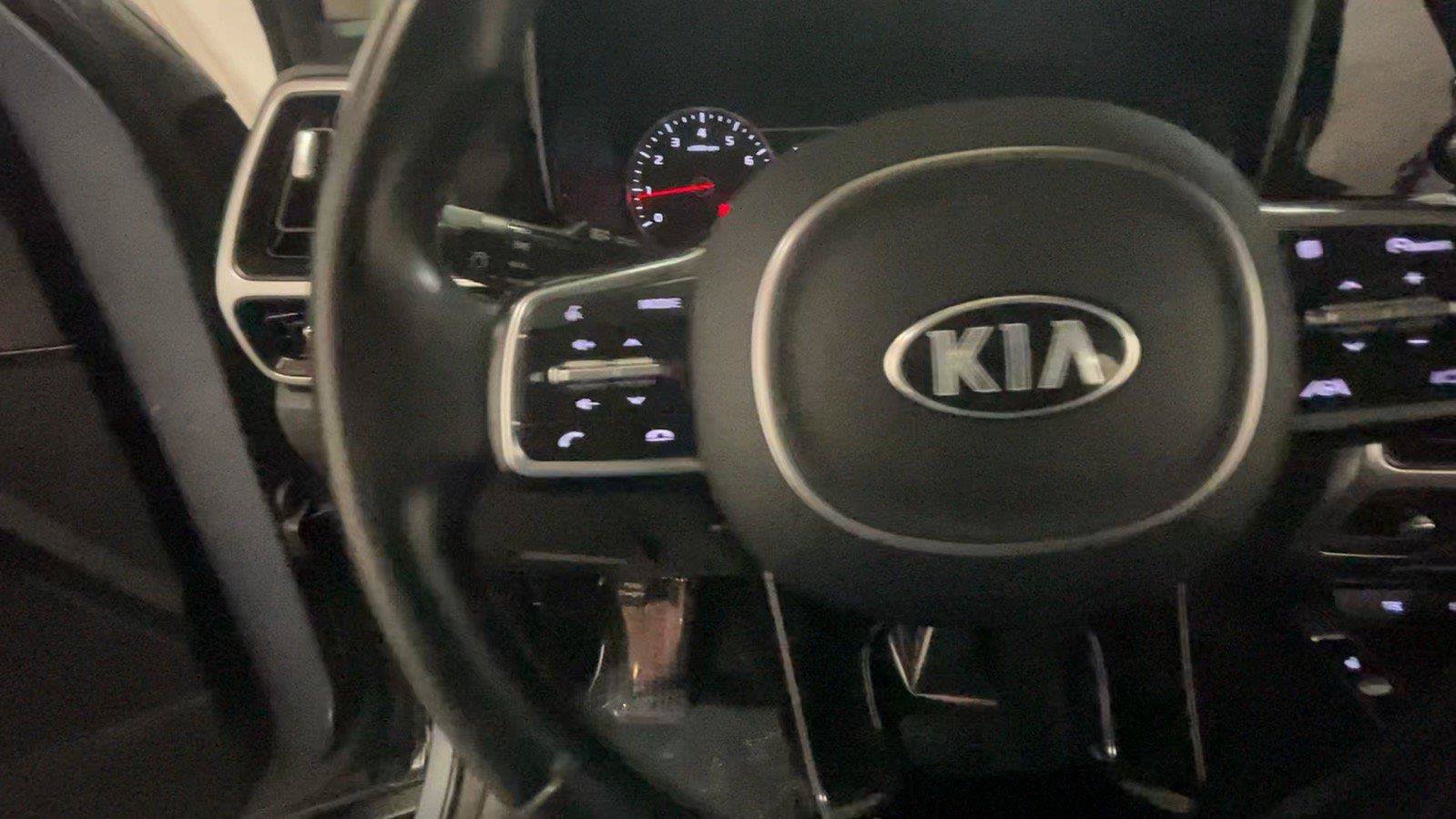 Used 2021 Kia Sorento S w/ Panoramic Sunroof Package AWD/4WD image 32