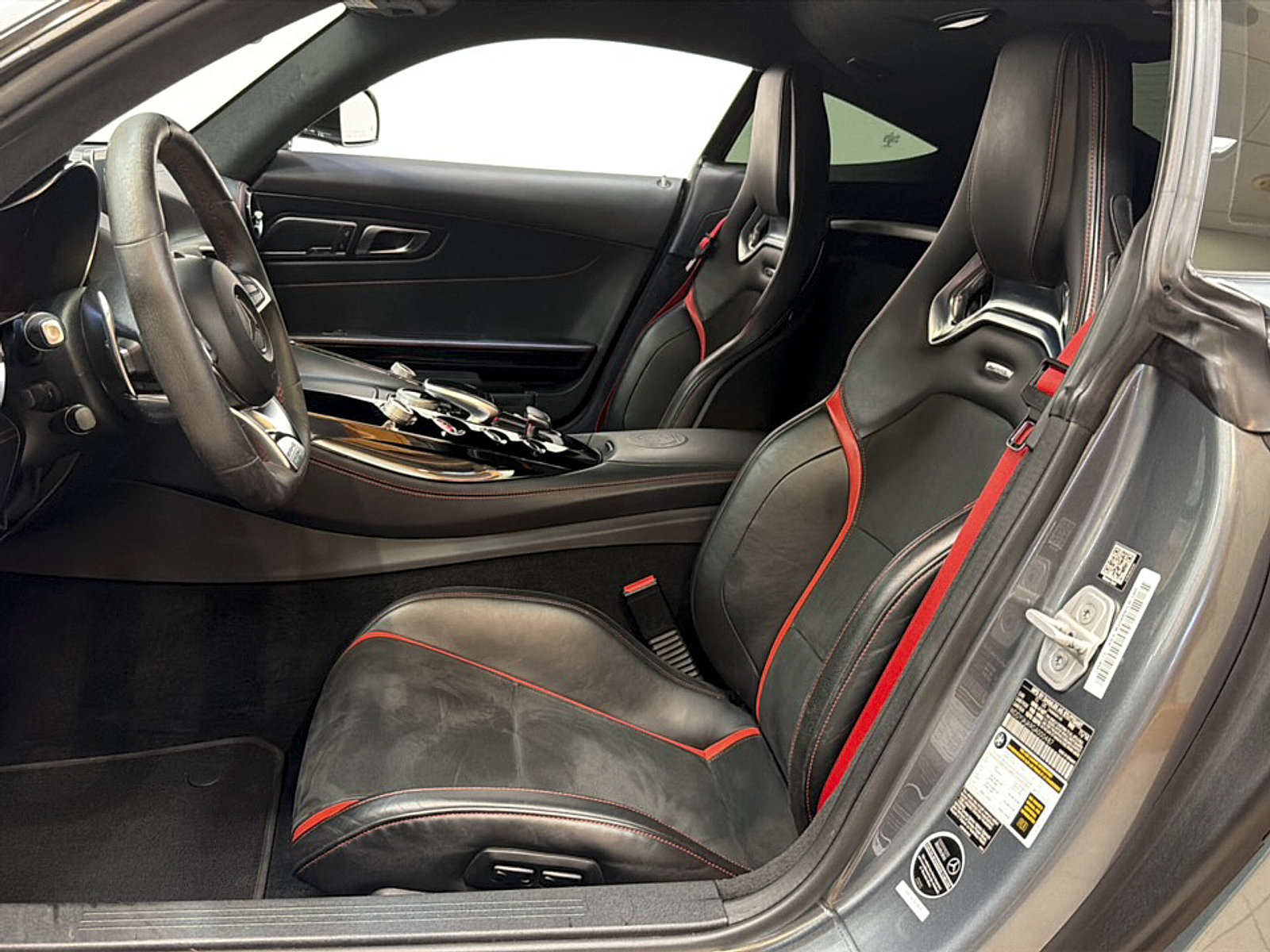 Used 2016 Mercedes-Benz AMG GT S image 11