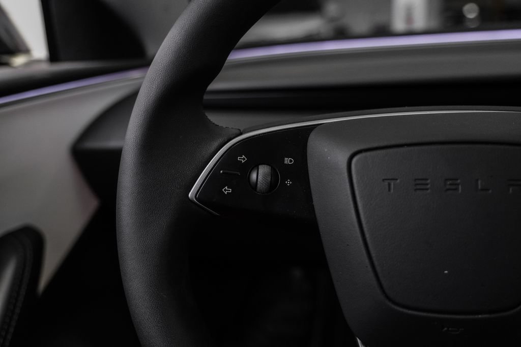 Used 2025 Tesla Model 3 Performance AWD/4WD image 17