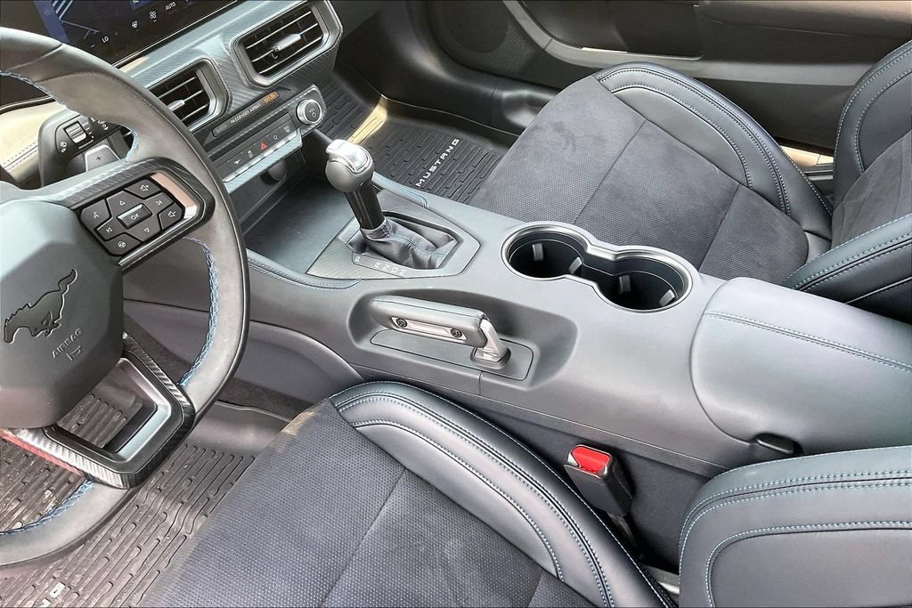 Used 2025 Ford Mustang Dark Horse w/ Dark Horse Handlin Package RWD image 18