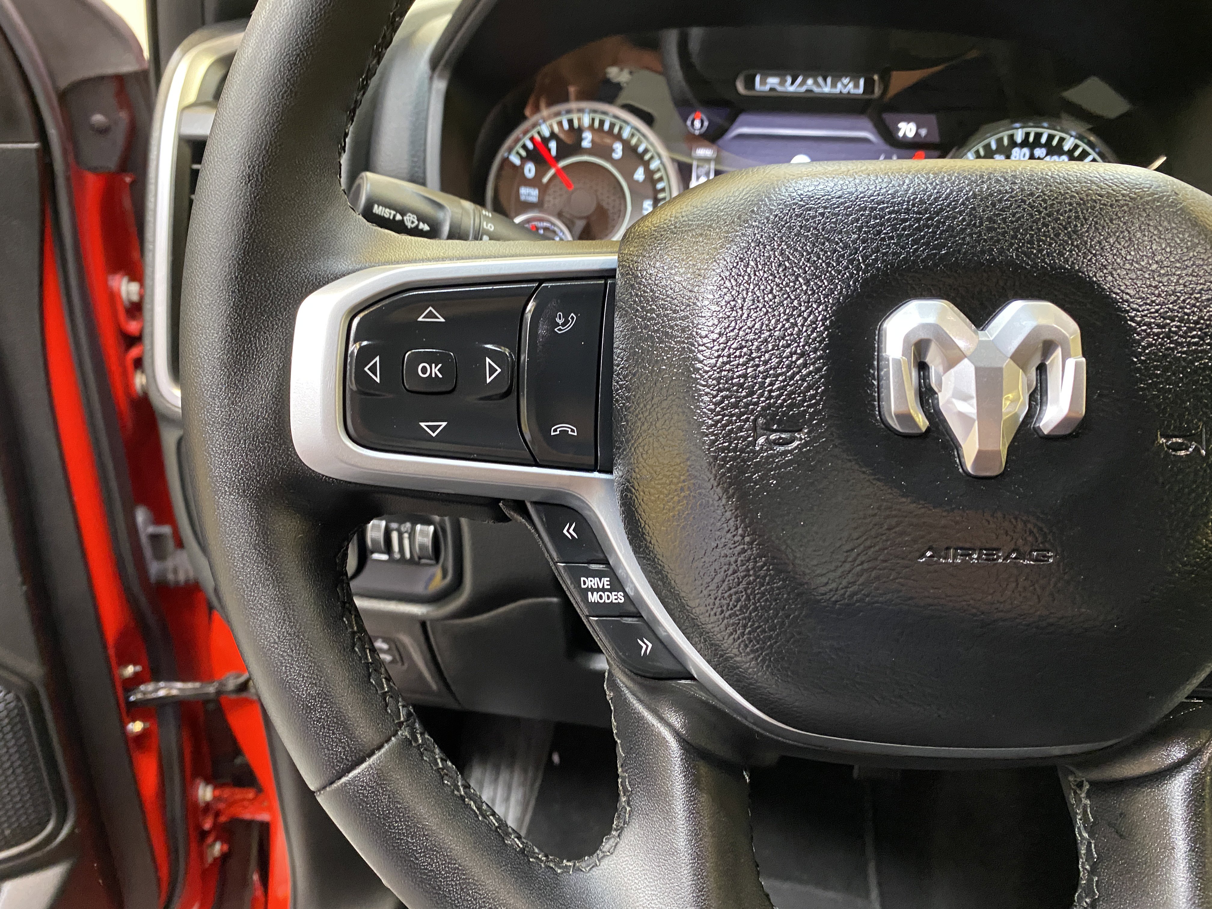 Used 2025 RAM 1500 Lone Star image 34