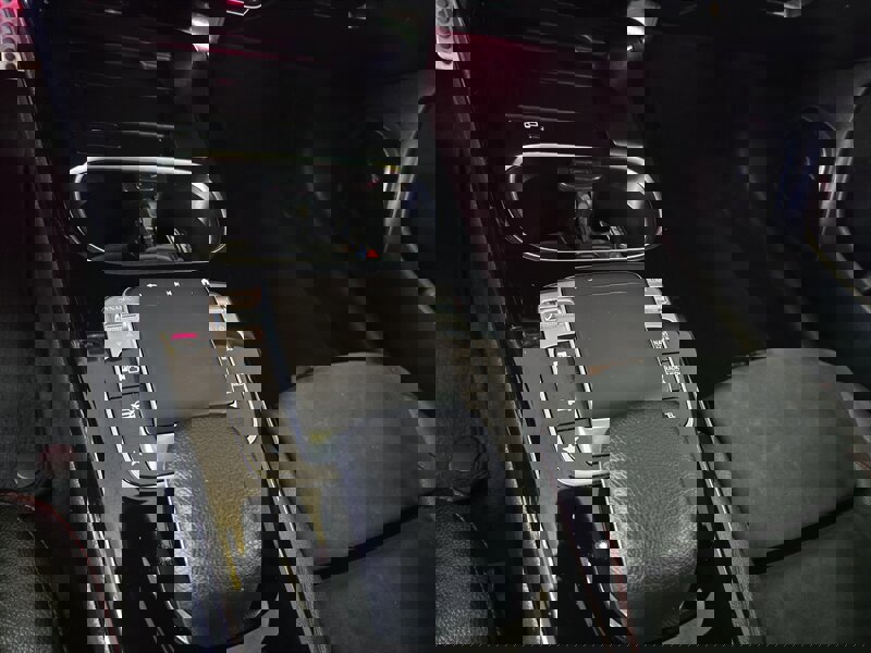 Used 2020 Mercedes-Benz CLA 250 image 22