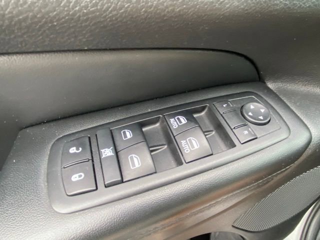 Used 2014 Jeep Grand Cherokee Laredo w/ Quick Order Package 23E image 19