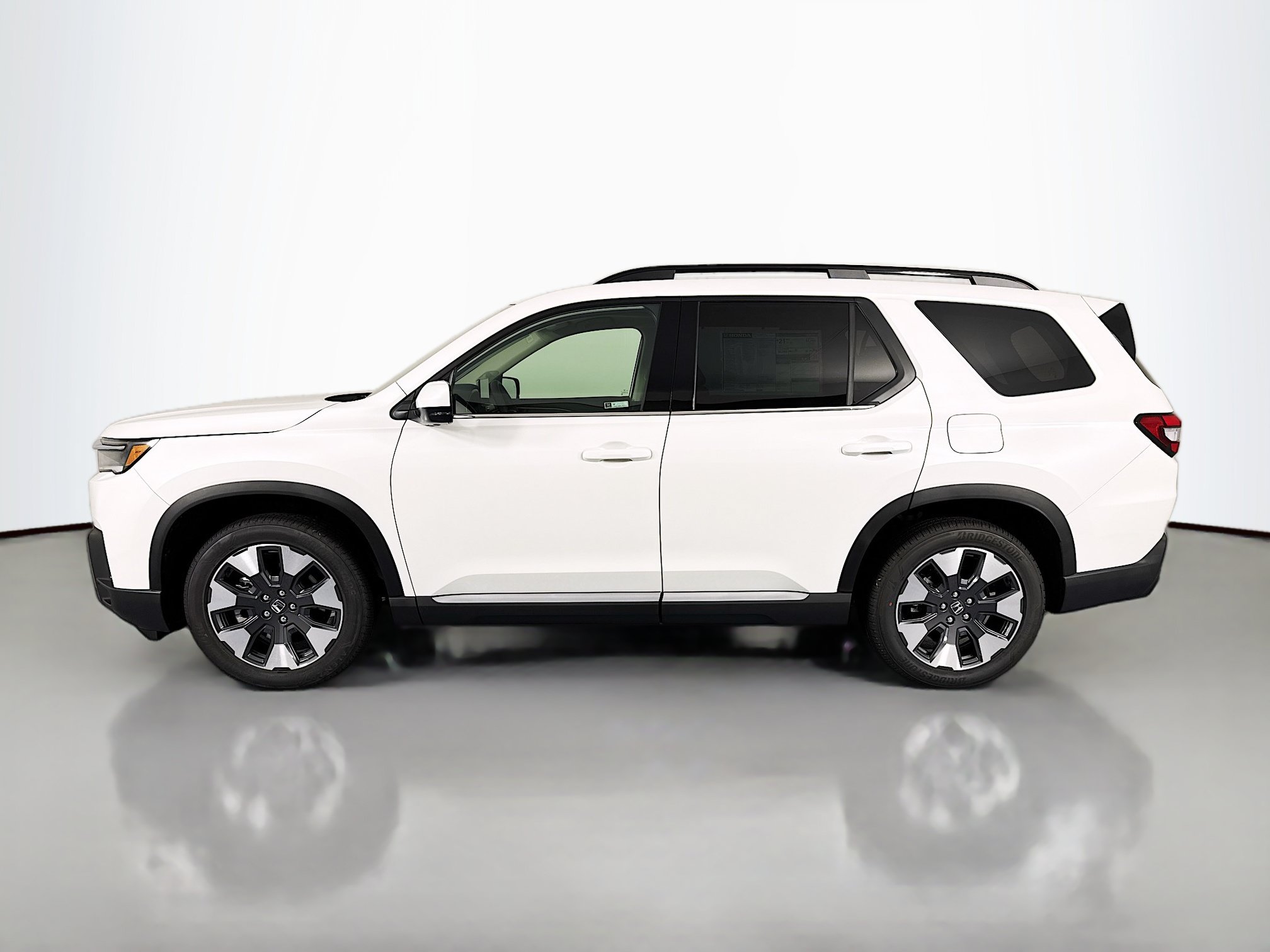 New 2026 Honda Pilot Touring image 8