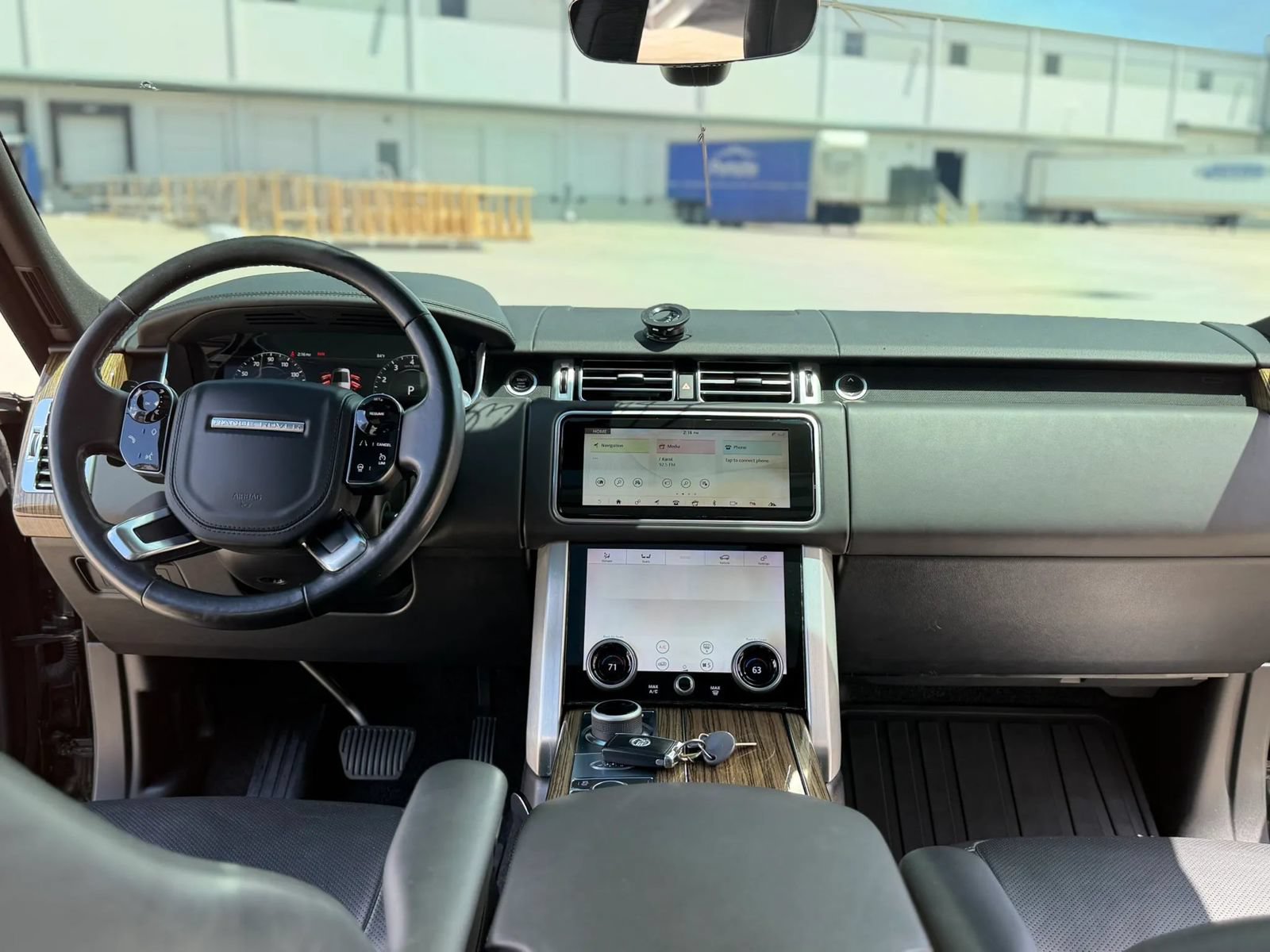 Used 2019 Land Rover Range Rover Long Wheelbase Supercharged AWD/4WD image 30