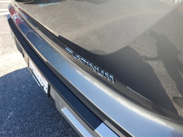 Used 2023 Nissan Pathfinder Platinum image 7