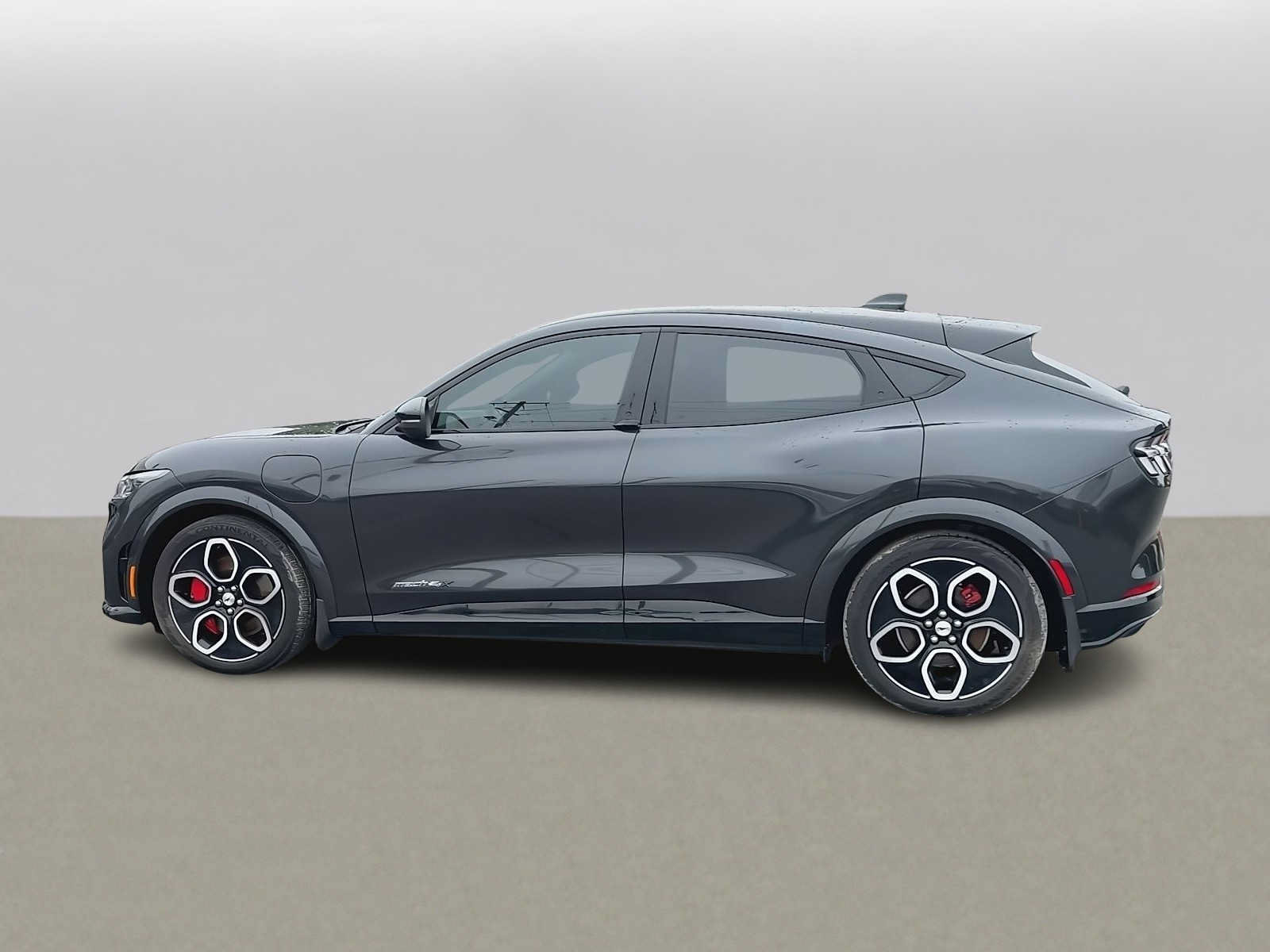 Used 2022 Ford Mustang Mach-E GT AWD/4WD image 5
