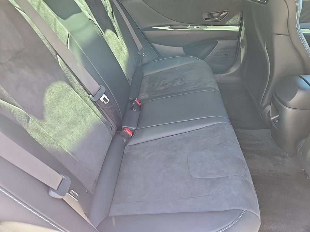 Certified 2025 Hyundai Elantra N FWD image 33