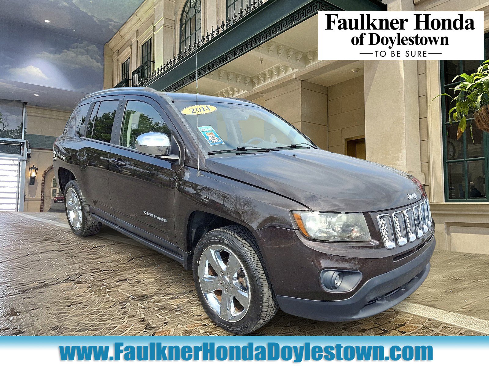 Used 2014 Jeep Compass Latitude w/ Mopar Chrome Accents Group image 1
