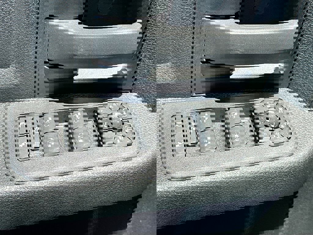 New 2025 RAM 2500 Tradesman image 20